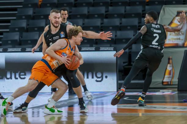 更成为中超 更成为中超