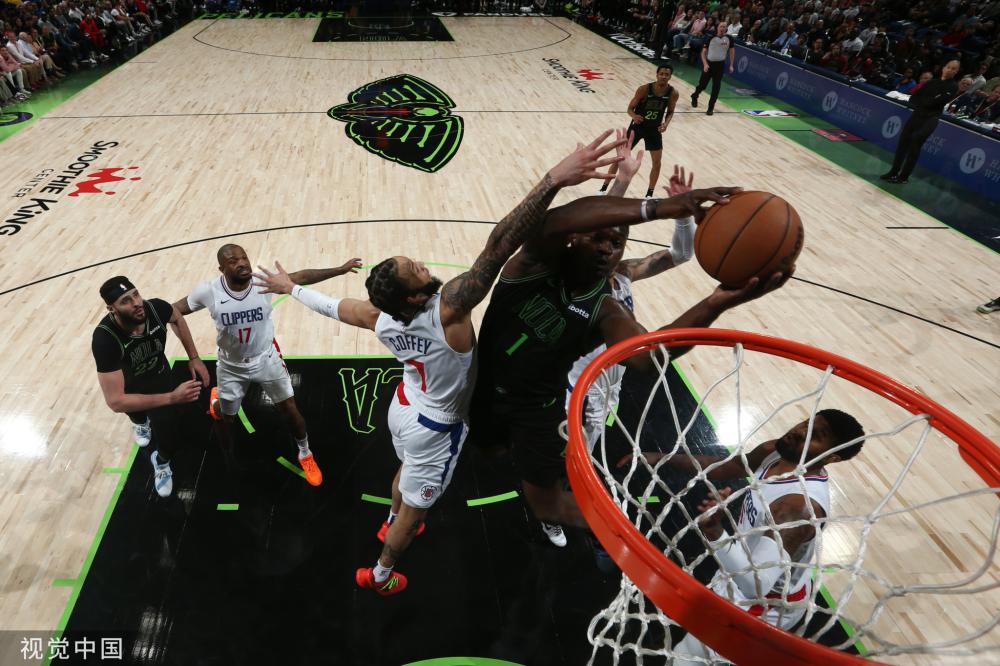 引领队伍走 引领队伍走